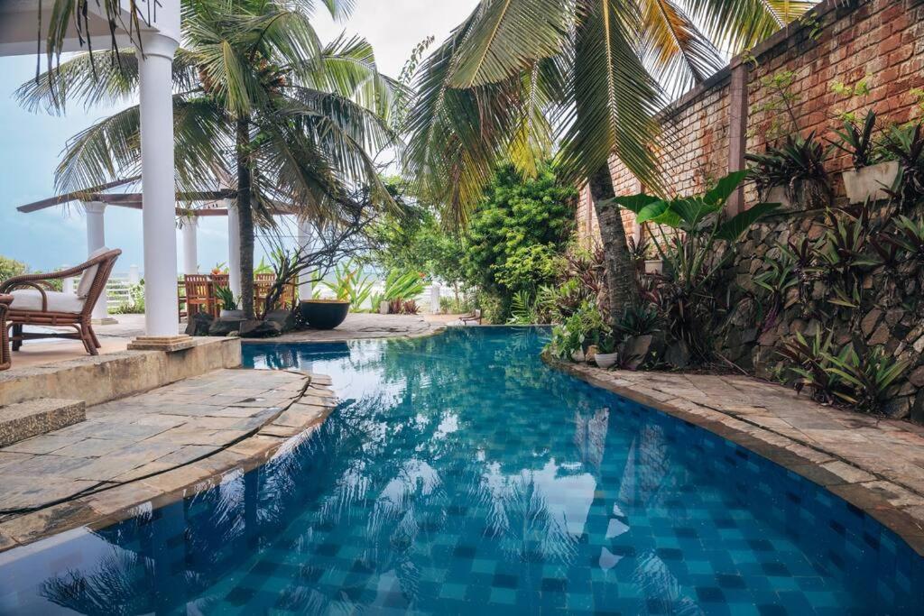 Santi Beach House With Pool & Beach Weligama Exterior photo