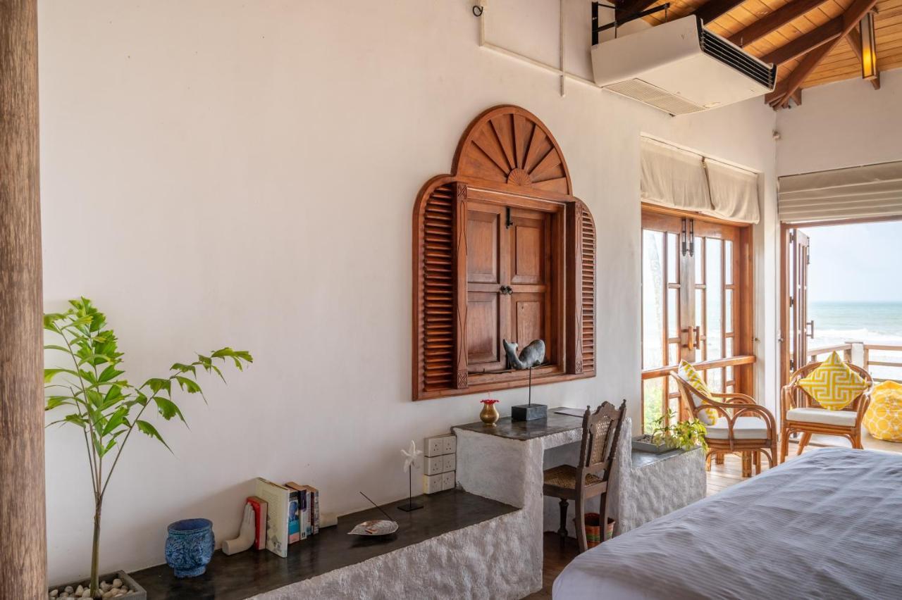 Santi Beach House With Pool & Beach Weligama Exterior photo