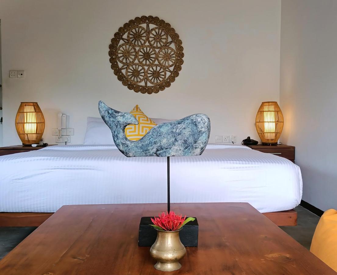 Santi Beach House With Pool & Beach Weligama Exterior photo